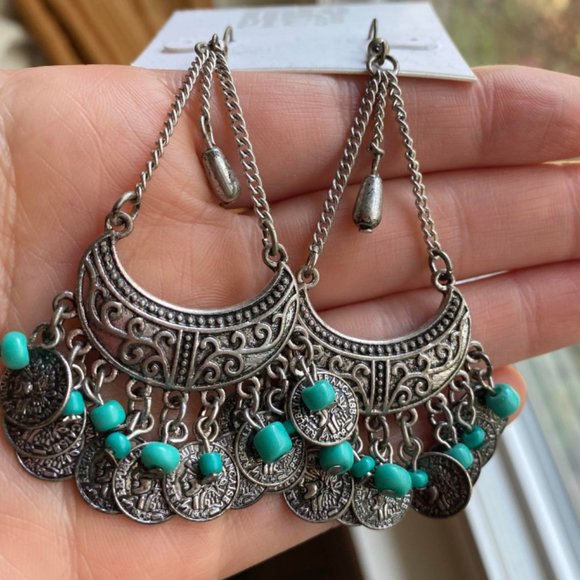 Dangling Silver Earrings - Picture 2 of 3